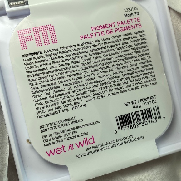 Wet n wild STAR LUX EARTHDAY SUIT SHADOW QUAD FANTASY MAKERS MOSH PIT PALETTE - Picture 5 of 9